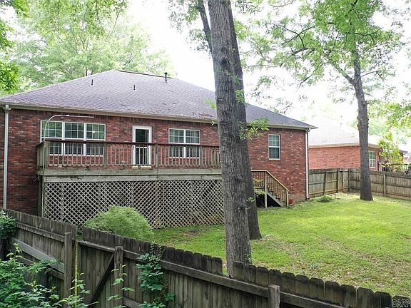 4th image of 322 Fox Run Cir