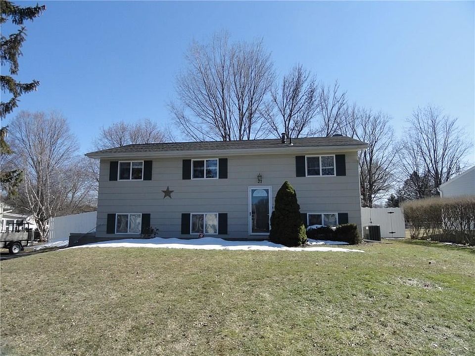 1st image of 21 Wallman Dr