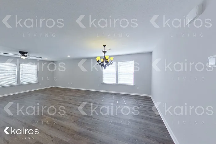 13 Cottage Grove Dr — Photo 11