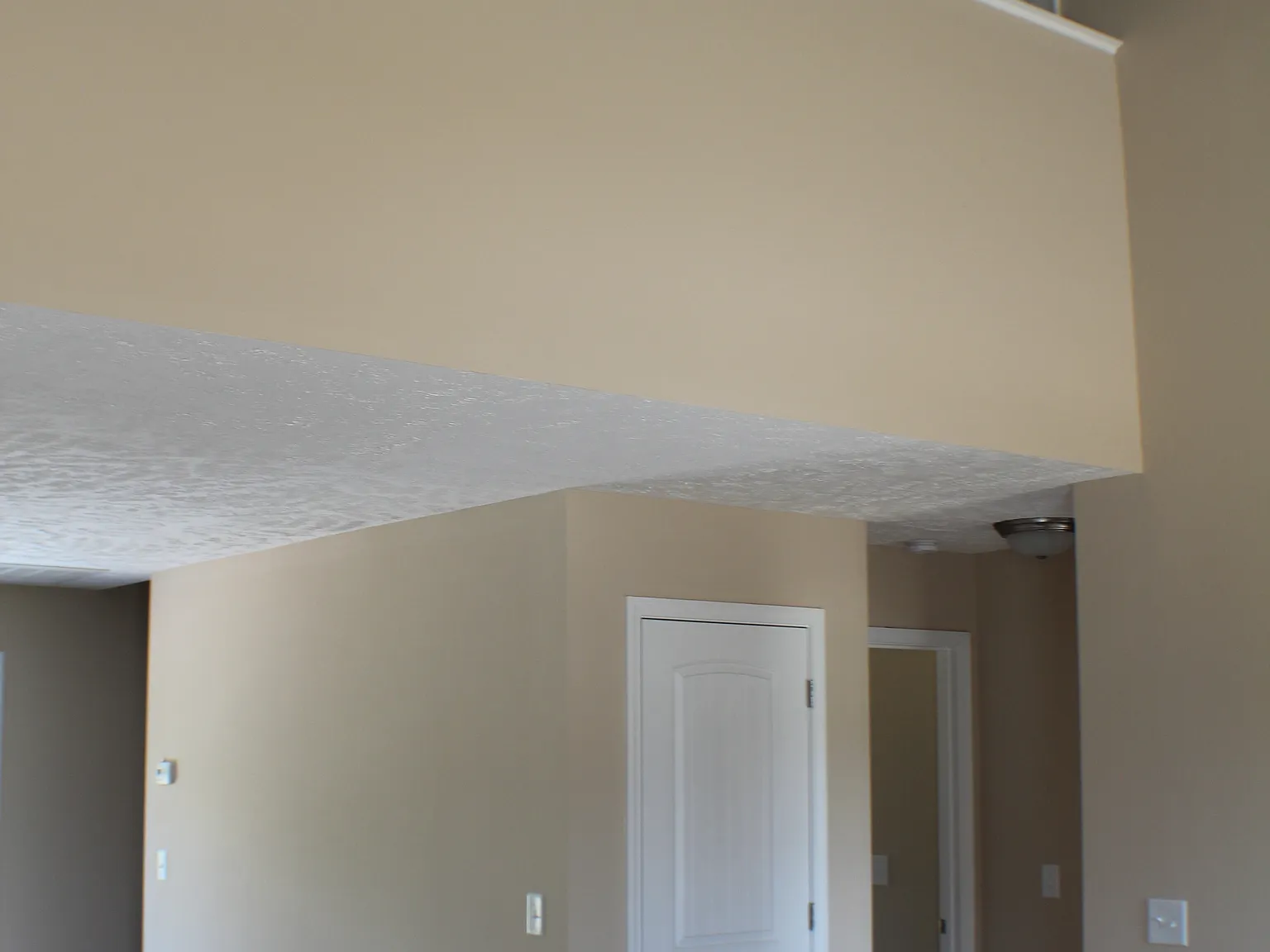 5 bed, 1800 sqft, $2,350 — Photo 4