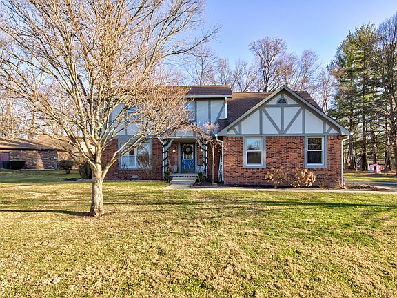 2nd image of 4005 Wellington Way