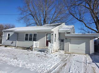 315 N 9th St, Forest City, IA 50436