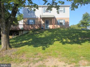 88 Salem Rd, Schwenksville, PA 19473