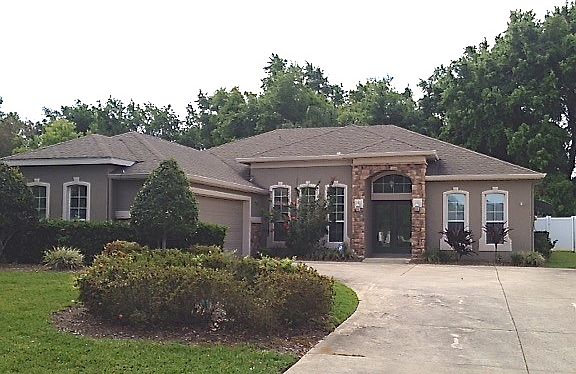 3rd image of 13902 Wellington Ln