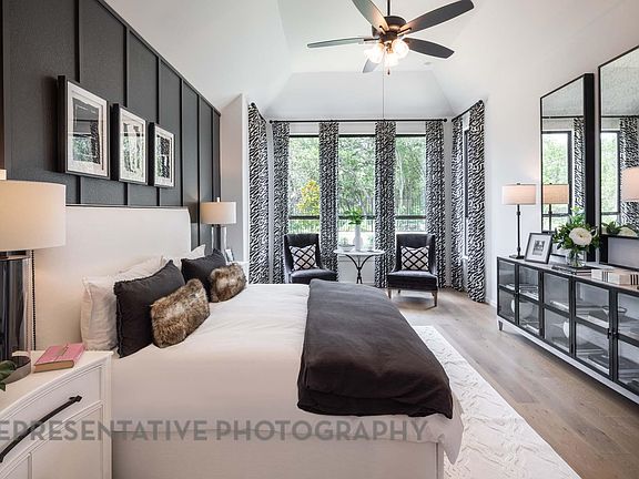 5th image of 1104 Everglade Way