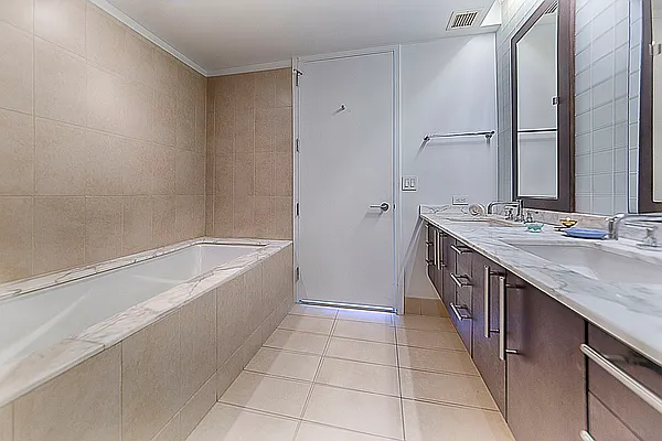 Rented by Isen & Company : Real Estate Advisors | media 4