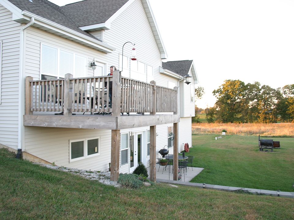2nd image of 2 Falcon Pointe Ct
