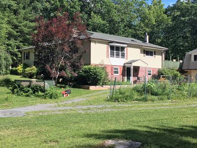 246 Hunters Ln, Dingmans Ferry, PA, 18328