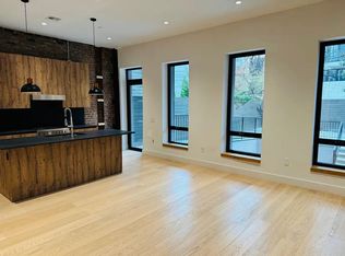 103 India St #1B, Brooklyn, NY 11222