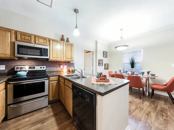 Pavilions at Northshore Apartment Homes