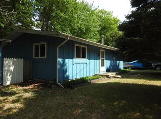 670 N Channel Ln, Mears, MI 49436