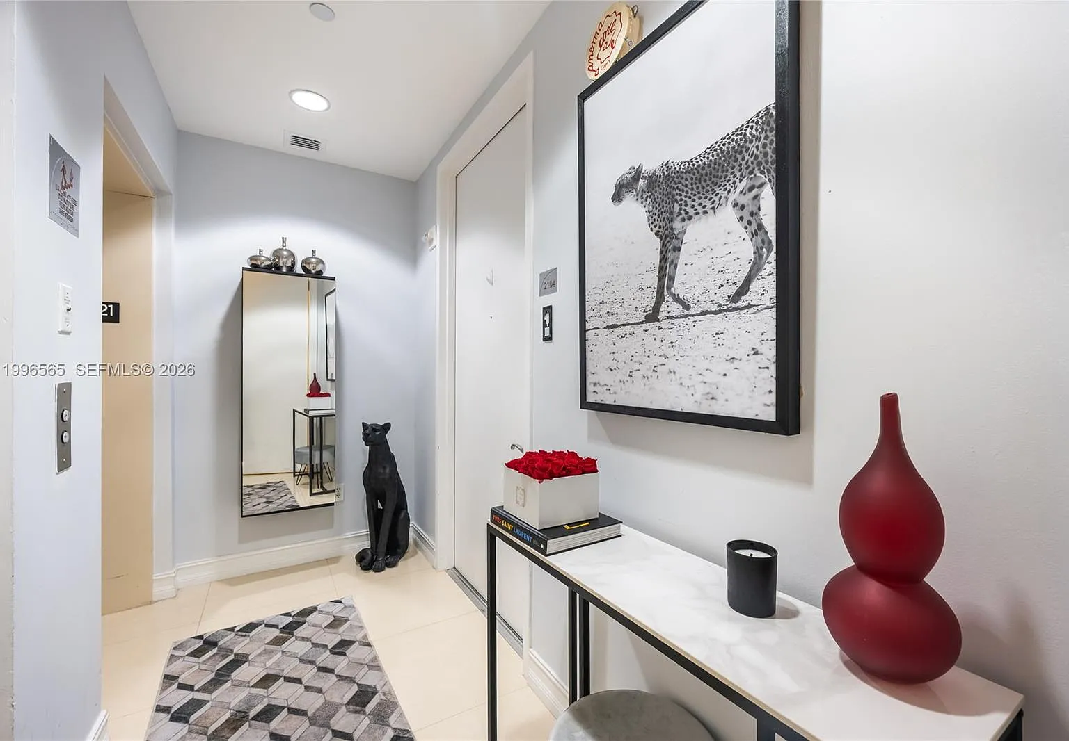Tdr Tower Ii Condo — Photo 4