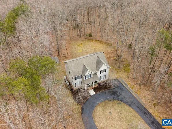 665 Fox Hollow Ln, Palmyra, VA 22963