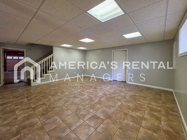487 Tara Dr — Photo 61