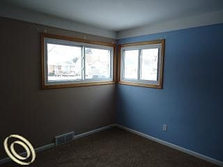 5th image of 7016 Gilman St