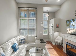 292 Roslyn Ct, West New York, NJ 07093