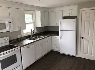 24 Moulton St, Springfield, MA 01118