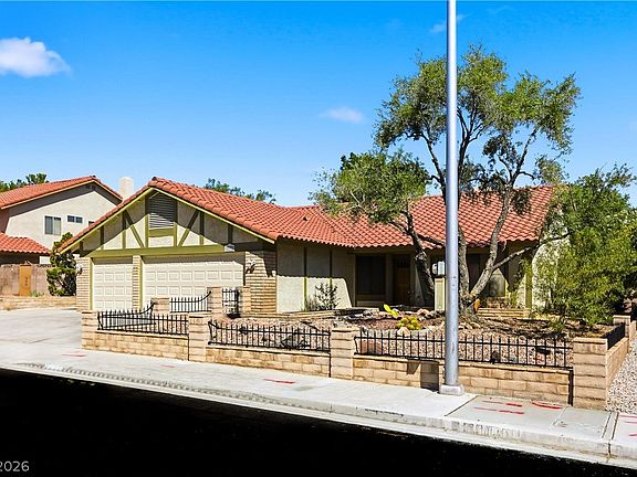 2nd image of 8908 Pesaro Dr