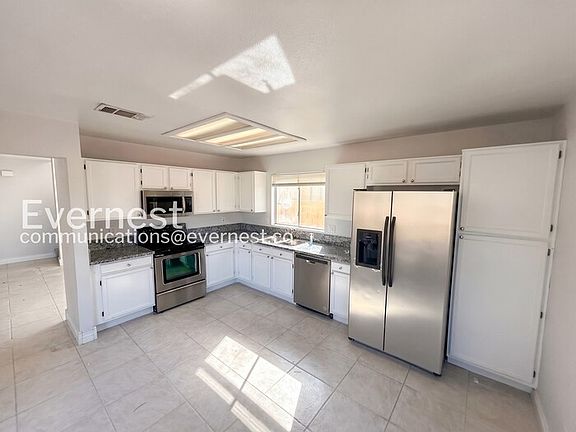 5th image of 2802 Prickley Pear Dr