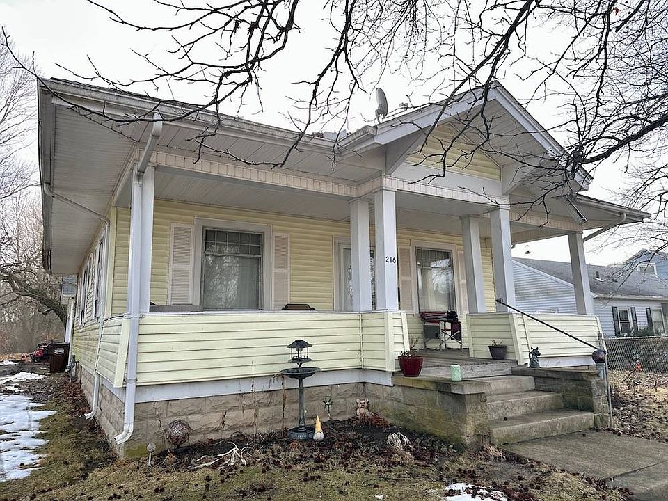 1st image of 216 Vine St