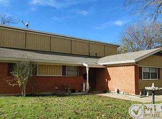 8860 Easley St, White Settlement, TX 76108