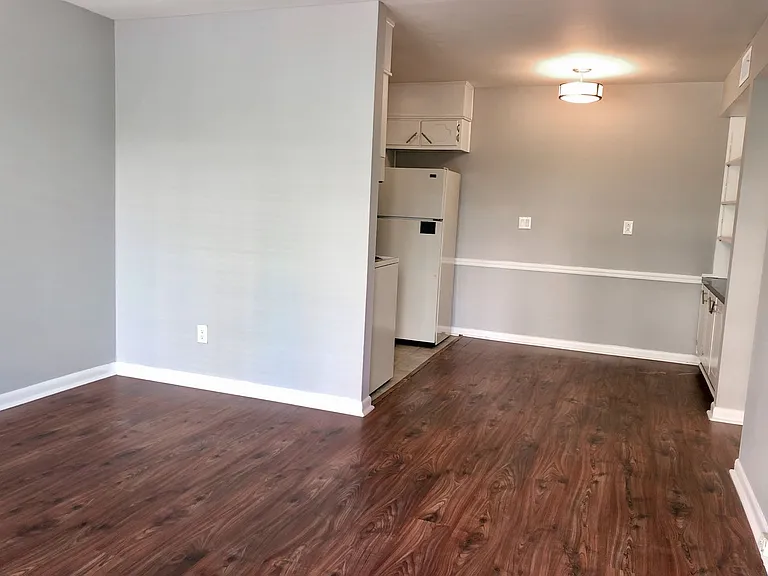 1317 27th Pl S #2700-2704 — Photo 3