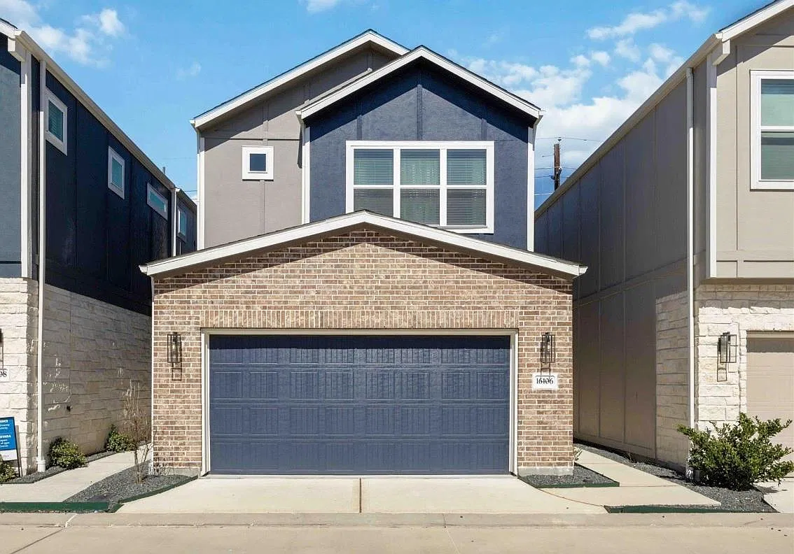 2 bed, 2.5 bath, 1571 sqft, $2,500 — Photo 2