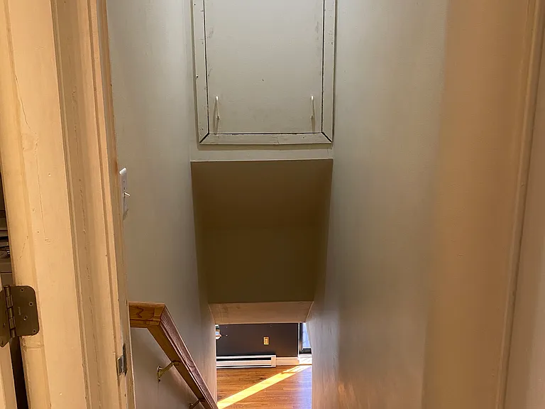 18 Wellington St #4B — Photo 4