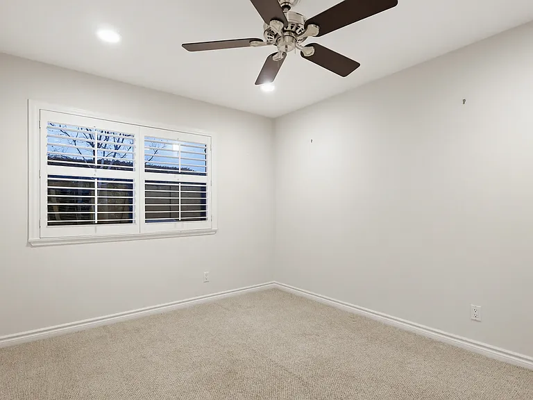 5765 Carell Ave — Photo 11