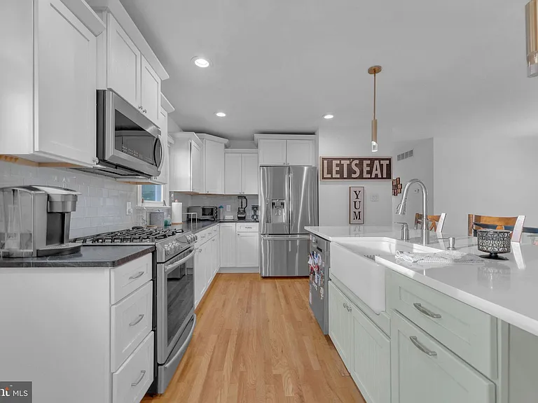 91 2nd St — Photo 11