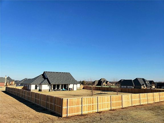 2nd image of 21981 Toscana Ct