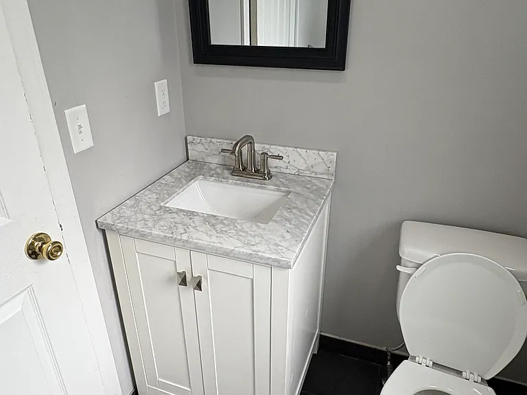 828 W Kalamazoo Ave #1 — Photo 16