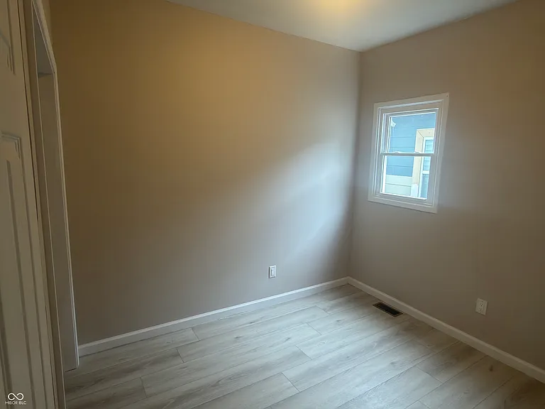 2822 E Michigan St — Photo 6