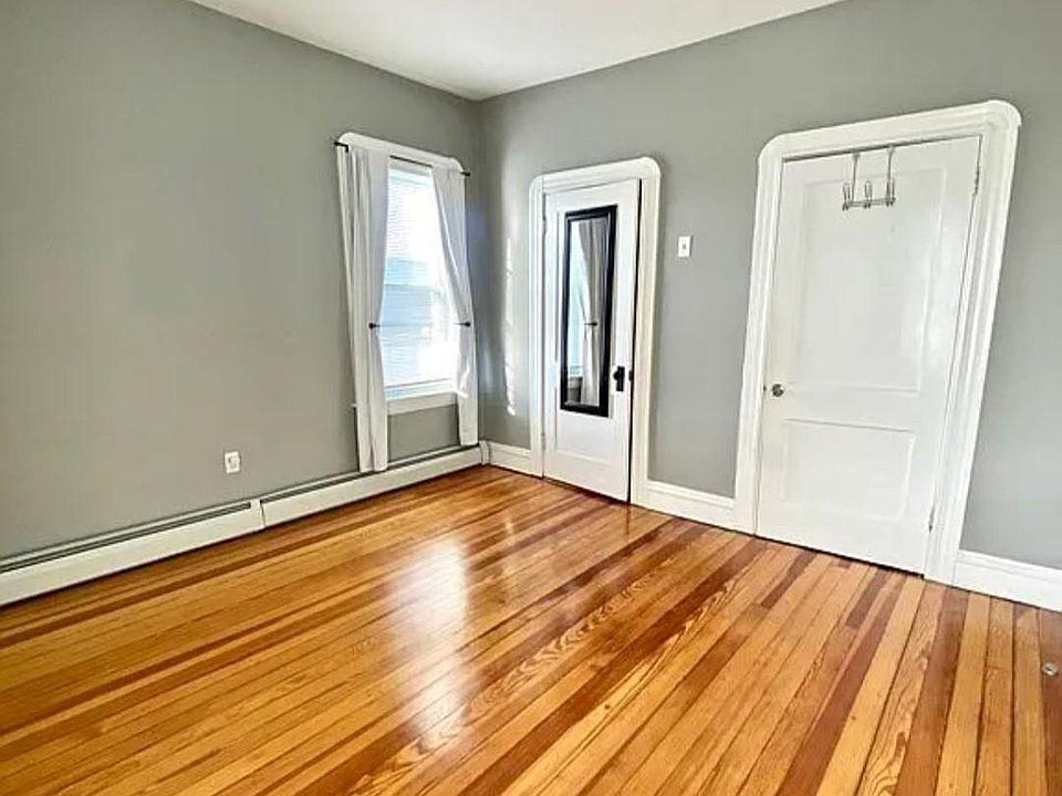 2nd image of 161 Haffards St APT 3