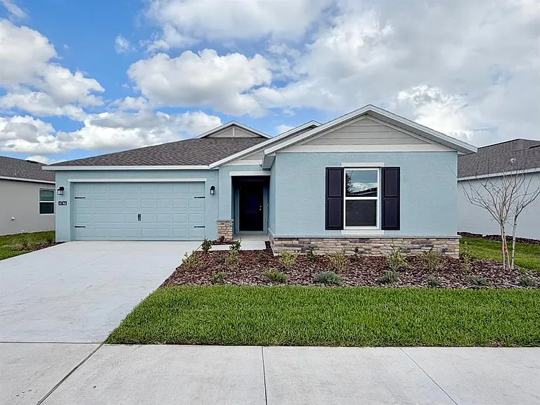 4746 Katrina Dr — Photo 1