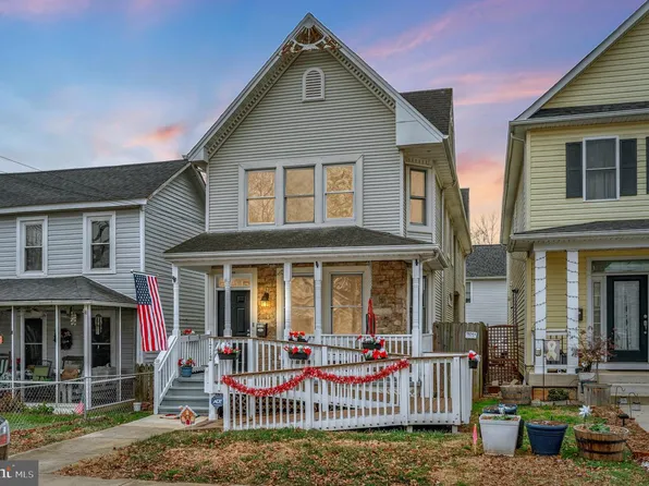 1712 Washington Ave, Fredericksburg, VA 22401