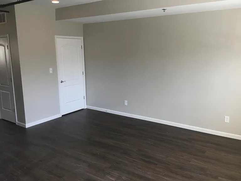 6639 Clayton Ave — Photo 8