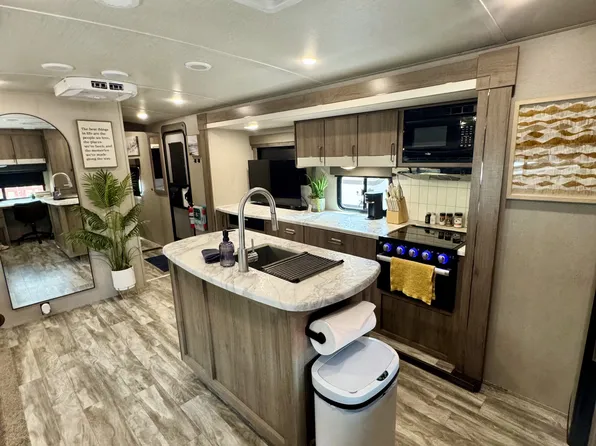 404 E Broadway St #4, Van Horn, TX 79855