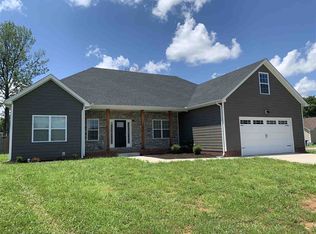 302 Strawberry Ct, Bowling Green, KY 42101
