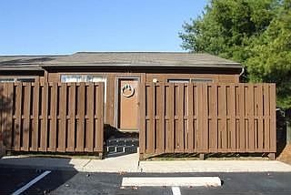 1st image of 762 Plant Dr