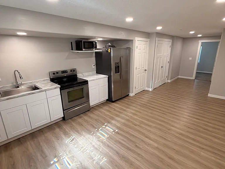 4459 E Pine Hollow Dr #1 — Photo 3