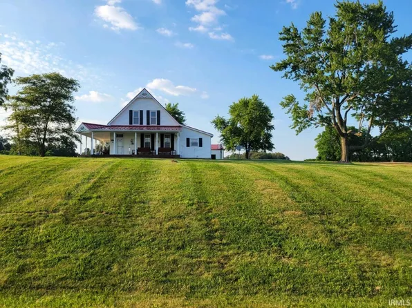 1412 E 400 S, Washington, IN 47501
