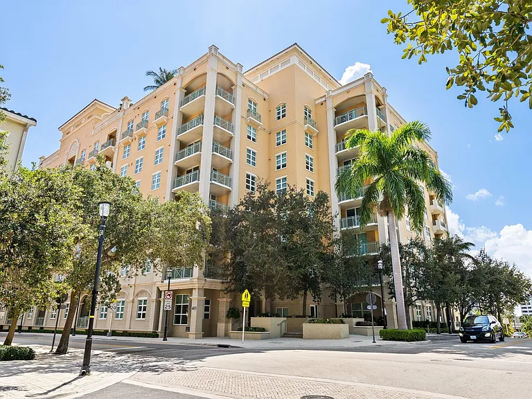 403 S Sapodilla Ave #806 — Photo 11