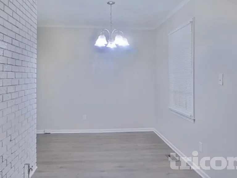 605 Colorado Ct — Photo 5