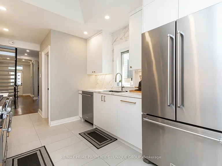 51 Spruce St — Photo 14