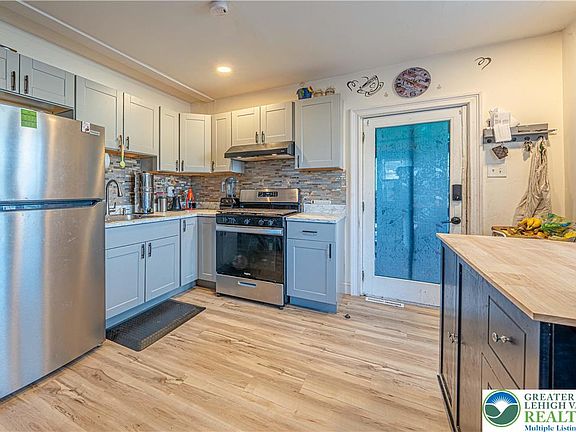 4th image of 4104 Bayard St