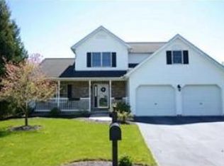 160 1st St, Nazareth, PA 18064