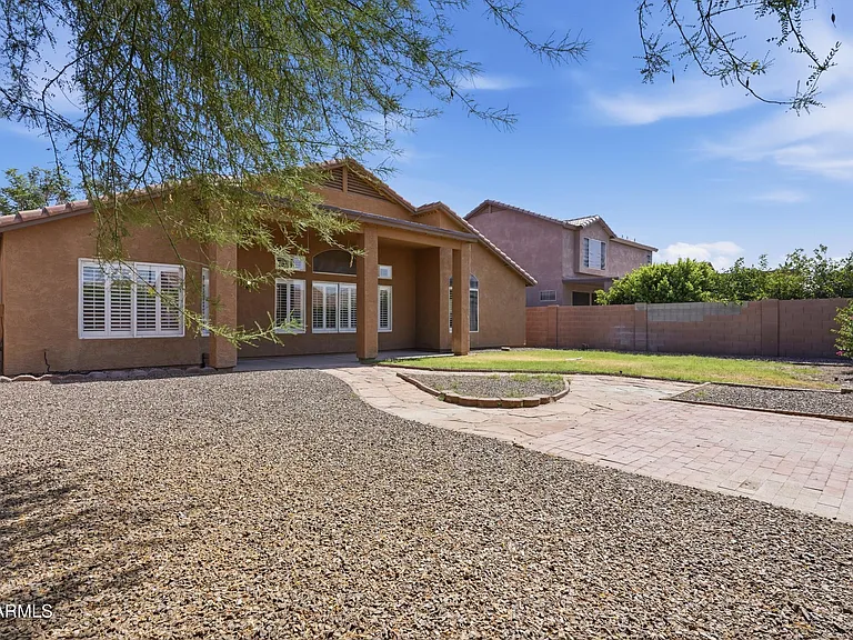 4441 E Cottonwood Ln — Photo 32