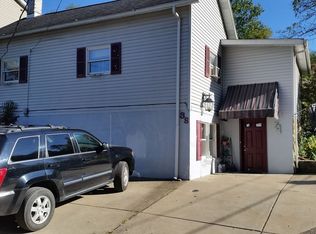 39 Penn St, Manor, PA 15665