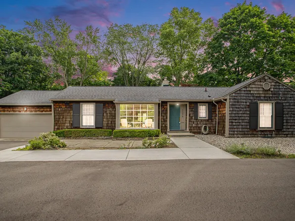 11279 E Cd Ave, Richland, MI 49083